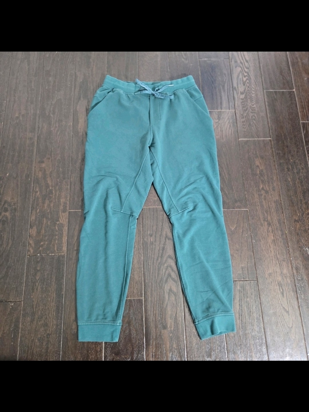 Lululemon Men's Sweet City Men's Green Joggers Athleisure Size Medium